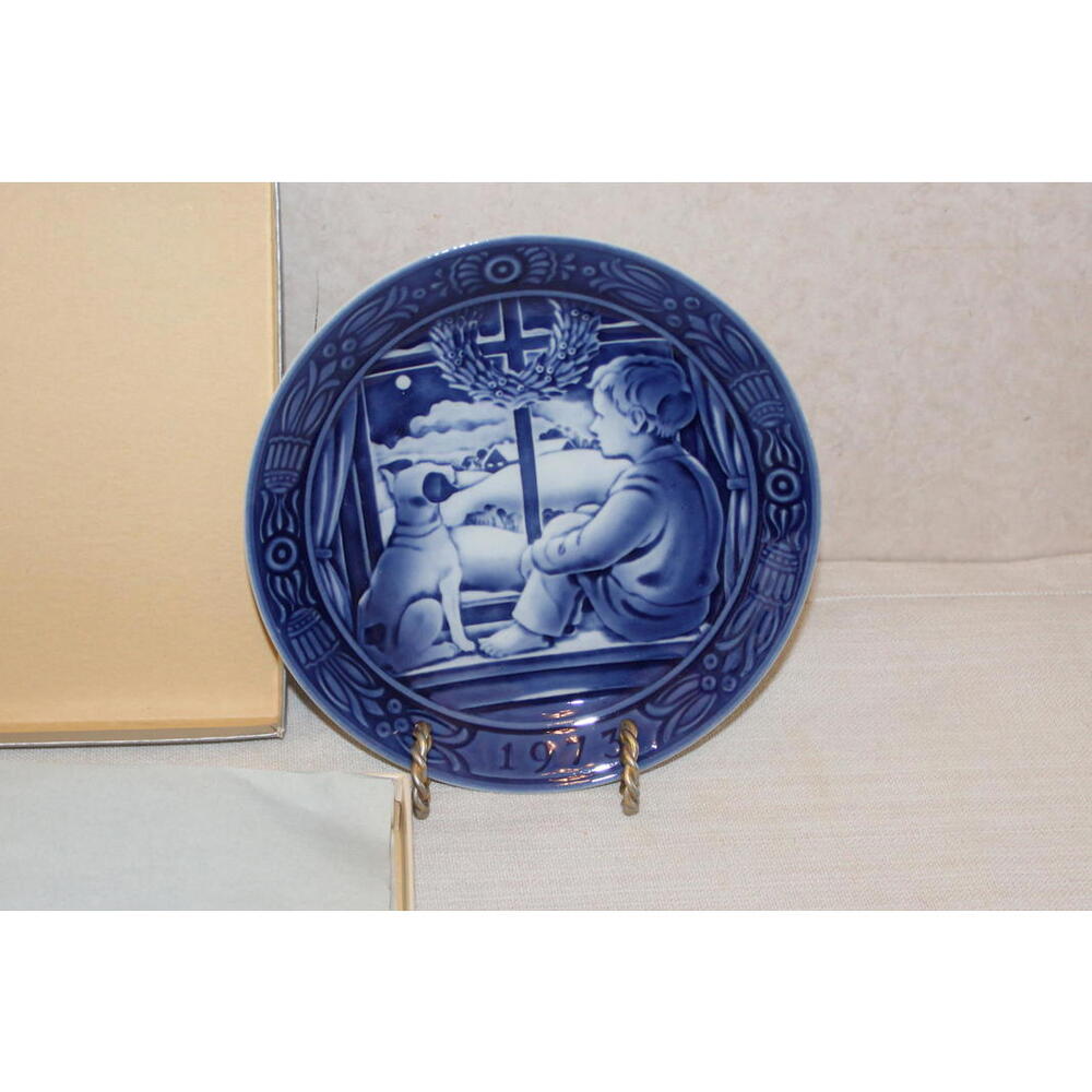 Vintage NEW Georg Jensen 1973 “Christmas Eve” Blue Collectors Plate Original Box